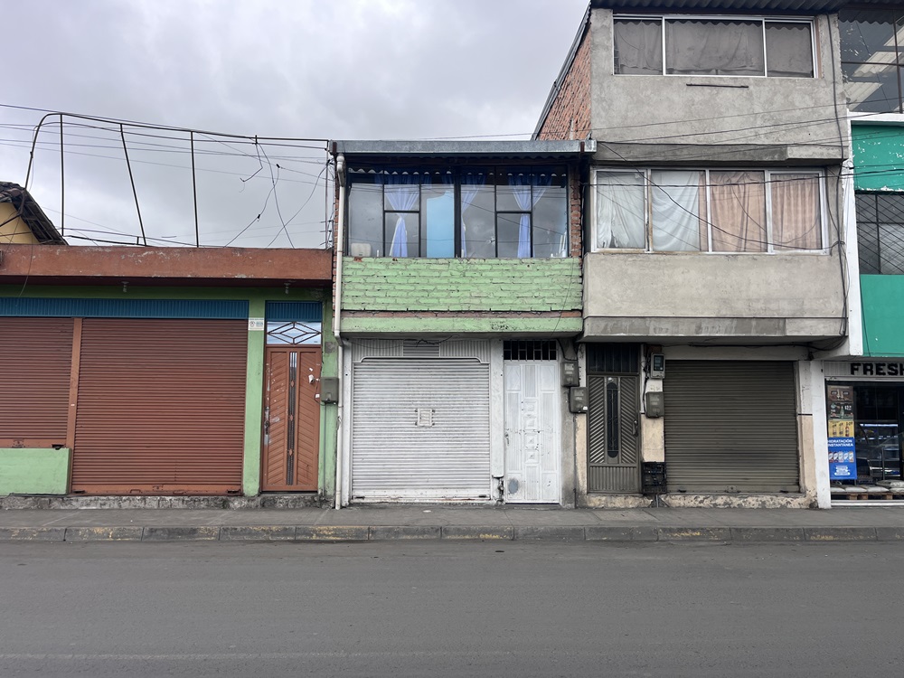 Foto del inmueble en Av. Manabi S/n., Entre Uruguay y Paraguay
